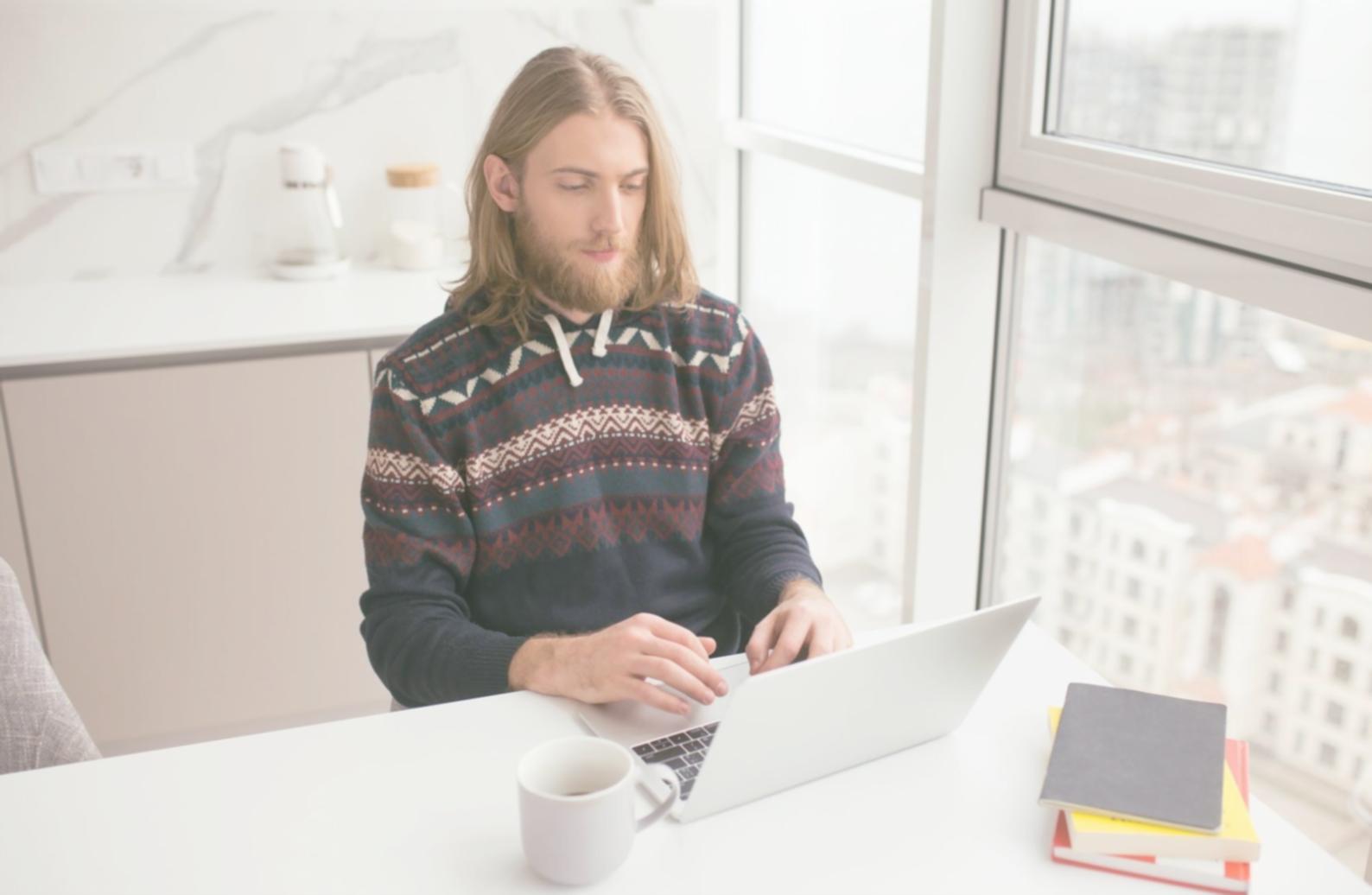 Séance de travail collaboratif sur la modélisation financière
