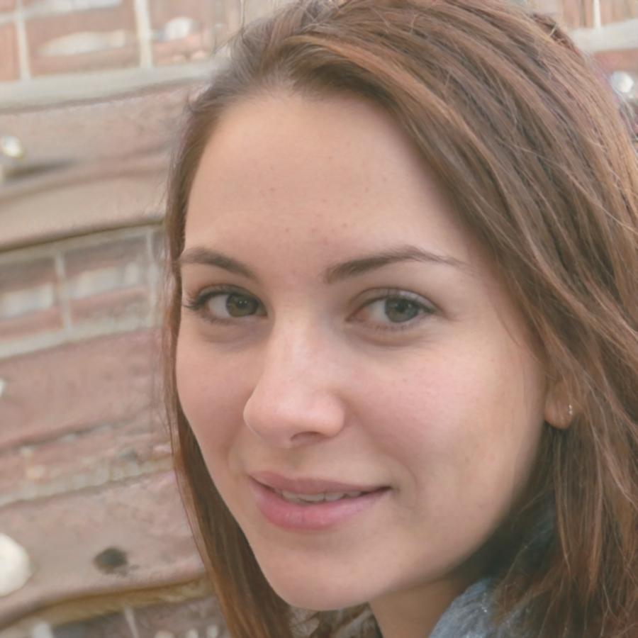 Ludmila Korzhova, responsable pédagogique chez sylenoravion